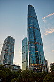  Guangzhou International Finance Center (IFC) oder Guangzhou West Tower, ein 103-stöckiger (438,6 m) Wolkenkratzer in Guangzhou, Provinz Guangdong, China. 