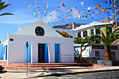  The port town of Valle Gran Rey on the Canary Island of Gomera in the midday sun. 