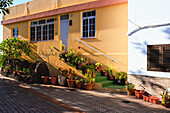  The port town of Valle Gran Rey on the Canary Island of Gomera in the midday sun. 