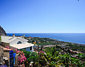  The port town of Valle Gran Rey on the Canary Island of Gomera in the midday sun. 