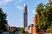 Wohnturm Tour Perret von Auguste Perret vom Boulevard d'Alsace Lorraine in Amiens im Département Somme in der Region Hauts-de-France in Frankreich