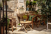  Inviting courtyard design in Les Baux de Provence, Provence-Alpes-Côte d&#39;Azur, France 