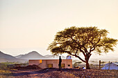  Beduinenhaus in der Nähe von Wadi Dana und Araba-Tal, Dana-Biosphärenreservat, Jordanien, Naher Osten, südliche Levante, Westasien 