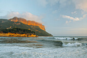  View of the red rocks of Cap Canaille near Cassis, Provence-Alpes-Côte d&#39;Azur; France 