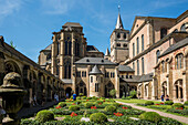  Liebfrauenkirche, UNESCO World Heritage Site, Trier, Mosel, Rhineland-Palatinate, Germany 