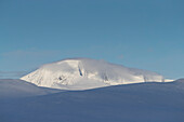 Verschneite Berglandschaft, Dovrefjell-Sunndalsfjella-Nationalpark, Norwegen