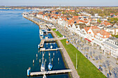  View of the Vorderreihe, Travemuende, Hanseatic City of Luebeck, Schleswig-Holstein, Germany 