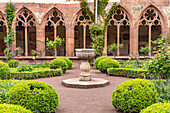  Cross garden and cloister of the former Augustinian monastery Landau in der Pfalz, Rhineland-Palatinate, Germany  