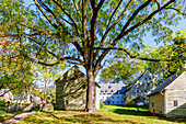 Ephrata Cloister with Conrad Beissel's House, Saron (Sister's House) and The Saal (Meetinghouse) as well as Small Bake House in Ephrata in Pennsylvania Dutch Country, Lancaster County, Pennsylvania, USA