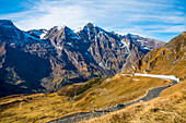 Großglocknerstraße mit Blick auf die Dreitausender, Hohe Tauern, Bezirk Zell am See, Pinzgau, Ostalpen, Land Salzburg, Österreich