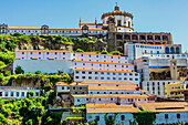 Blick auf das Kloster Mosteiro da Serra do Pilar mit Rundkirche, Altstadt, Porto, Portugal