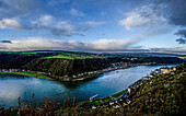  Rhine loop near St. Goarshausen and St. Goar in the morning light, Upper Middle Rhine Valley, Rhineland-Palatinate, Germany 