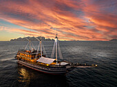  Liveaboard ship Amira, Raja Ampat, West Papua, Indonesia 