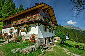  Flower-decorated hut Refuge de Nant Borrant, Tour du Mont Blanc, Mont Blanc Group, Graian Alps, Haute-Savoie, Upper Savoy, France 