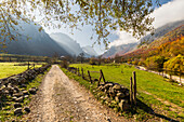 Strasse ins Ropojana Tal, Prokletije Berge, Gusinje, Montenegro