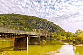  Pedestrian bridge on the Appalachian Trail to the Maryland Heights viewpoint in Harpers Ferry National Historical Park at the confluence of the Shenandoah and Potomac Rivers, Jefferson County, West Virginia, USA 