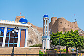 Al Khor mosque and AL Mirani fort, Muttrah, Muscat Port, Sultanate of Oman, Arabian Peninsula, Middle East