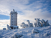  The Brocken weather station on the Brocken summit, Brocken, Harz, National Park, Schierke, Wernigerode, winter, frost, ice, Harz district, Saxony-Anhalt, East Germany, Central Germany, Germany, Europe 