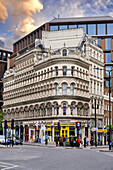 Snappy Snaps, Albert Buildings, Queen Victoria St, London, England, UK