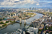 Tower Bridge, Tower of London, Themse, Ansichten von The Shard, London, England, Großbritannien 