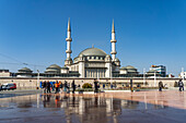  The Taksim Mosque in Taksim Square Taksim Meydanı in Beyoğlu, Istanbul, Türkiye  