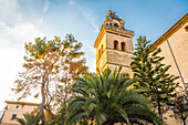 Kirche von Santa Maria del Cami im Abendlicht, Mallorca, Balearen, Spanien