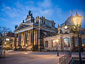  Kunsthalle in the Lipsius Building at night, Brühlsche Terrasse, Old Town, Dresden, Saxony, East Germany, Germany, Europe 