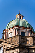 Kuppel der Kirche des Heiligen Franziskus von Assisi (Kreuzherrenkirche), Prager Altstadt (Alt-Prag, Staré Město), Prag, Tschechien