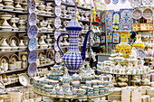  Ornamental pottery in the art shop L&#39;Artisan By Kerkeni in the souk in the medina of Nabeul, Tunisia 