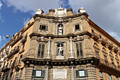  One of the four buildings that make up the baroque square Quattro Canti, officially known as Piazza Vigliena in the ancient quarters of the Old Town, Palermo, Sicily, Italy, Europe 