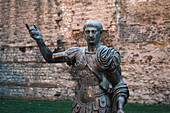 Emperor Trajan with Roman walls of Londinium @ Tower hill