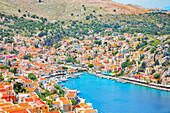  Hafen von Gialos, erhöhte Ansicht, Insel Symi, Dodekanes, Griechenland 