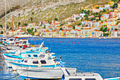  Blick auf den Hafen von Gialos, Gialos, Insel Symi, Dodekanes, Griechenland 
