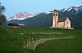  St. Jakob above St. Peter in the Villnößtal valley with the Geisler group, Dolomites, South Tyrol, Italy 