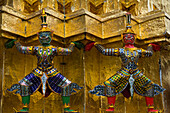  Wat Phra Kaeo Temple, Old Royal Palace, Bangkok, Thailand 
