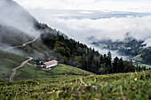 Blick zur Schachenalm in den Chiemgauer Alpen, Sachrang, Aschau im Chiemgau, Oberbayern, Bayern, Deutschland