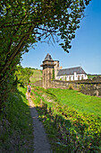  Hiking above Oberwesel, Middle Rhine, Rhineland-Palatinate, Germany 