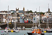  Hafen von St. Peter Port, Insel Guernsey, Vogtei Guernsey, Vereinigtes Königreich 