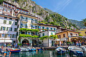  Limone sul Garda, Lake Garda, Brescia, Lombardy, Dolomites, Alps, Northern Italy, Italy, Europe 