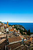  Mountain village above the sea, Roquebrune, Roquebrune-Cap-Martin, near Monaco, Cote d&#39;Azur, Alpes-Maritimes, Provence-Alpes-Cote-d&#39;Azur, Southern France, France 