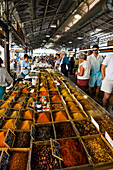  Market stall, market hall, Marche Provencal, Antibes, Provence Alpes Côte d&#39;Azur, Côte d&#39;Azur, Southern France, France 
