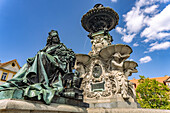 The Paulibrunnen on the market square in Erlangen, Middle Franconia, Bavaria, Germany  