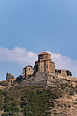  Das alte Djvari-Kloster auf dem Berggipfel über der alten Hauptstadt Georgiens, Mzcheta 