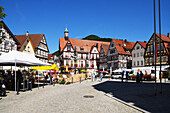  Bad Urach, market square on market day, Baden-Württemberg, Germany 