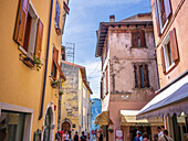  Vicolo Porto Vecchio, Malcesine, Lake Garda, Verona, Veneto, Northern Italy, Italy, Alps, Dolomites, Southern Europe, Europe 