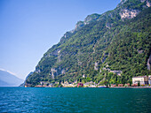  View of Lake Garda, Riva del Garda, Lake Garda, Trento, Trentino, South Tyrol, Northern Italy, Italy, Alps, Dolomites, Southern Europe, Europe 