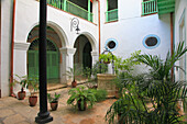 Cuba, Havana, Museum of Wall Painting, patio, 