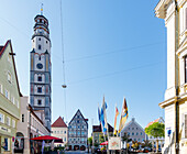  Market square with Schimmelturm (mold tower) in Lauingen (Donau), Bavarian Swabia, Swabia, Bavaria, Germany 