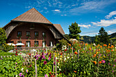  Old farmhouse and flower garden, Lüderenalp, Emmental, Canton of Bern, Switzerland 