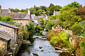  River Aven at the Promenade Xavier Grall in the footsteps of Paul Gauguin, Pont-Aven, Cornouaille, Finistere, Brittany, France 
